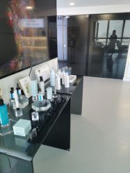 -JNK皮肤管理中心