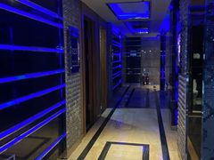 -蓝尊量贩(黄河路店)