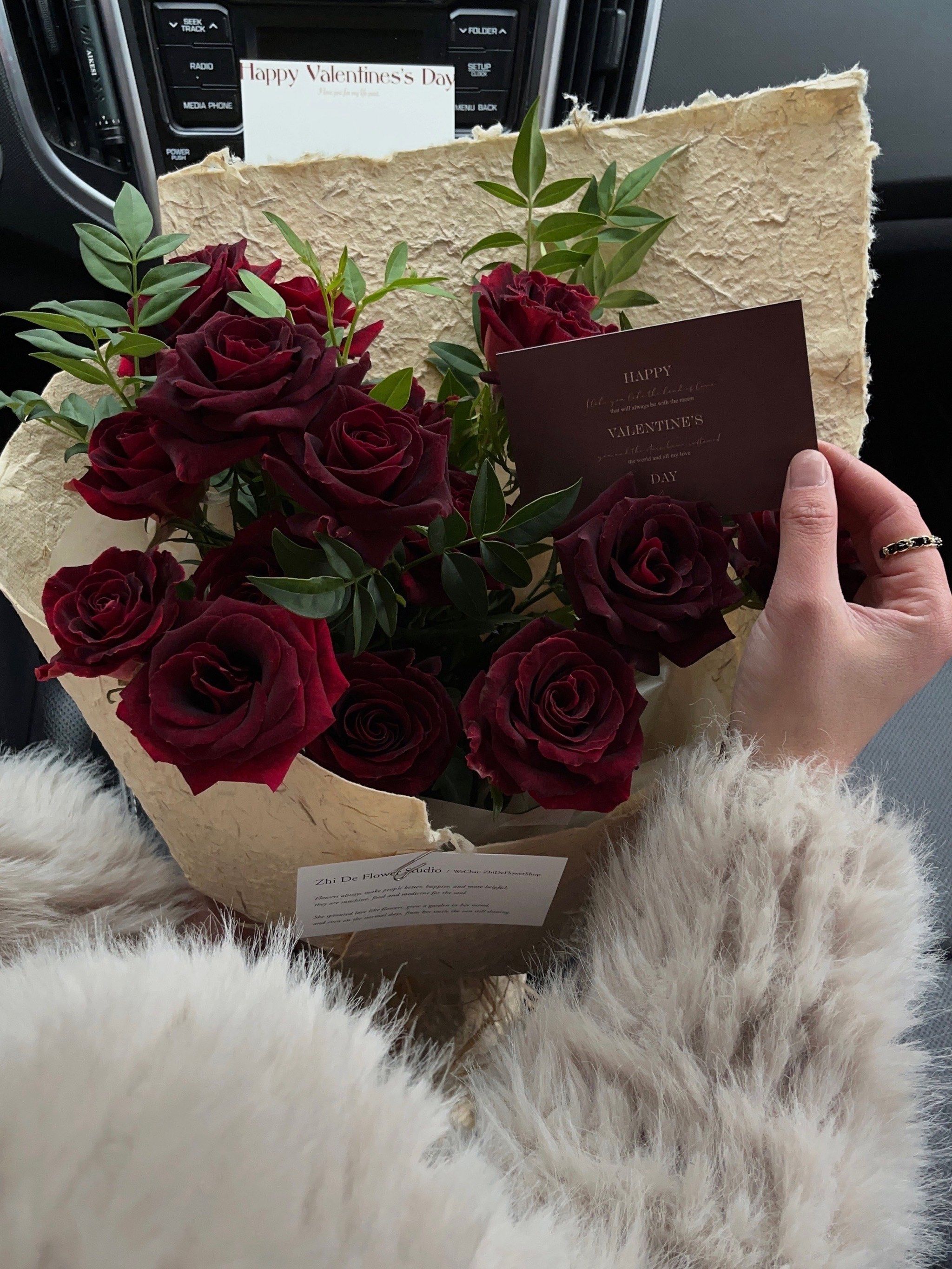 red velvet丝绒玫瑰 ​ ​"热爱从不降温🥀"