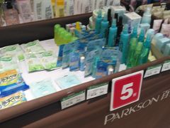 -百盛(中山路店)
