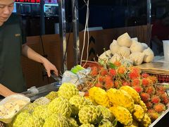 -海大南门夜市(海富街店)