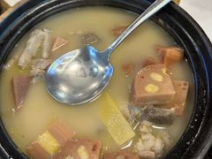 -明本湛江鸡•海鲜小厨(陈家祠店)