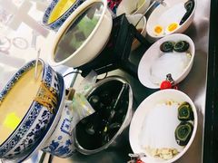 -何老二卤汁凉粉