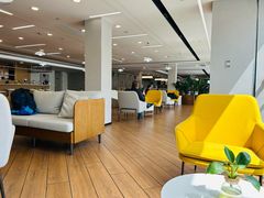 -上海宝信宝马4S店