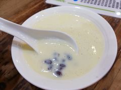 红豆凤凰奶糊-沙湾姜埋奶(兴新包店)