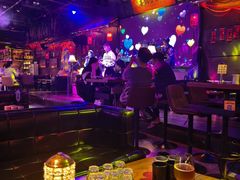 -喜鹊音乐酒馆(西街店)