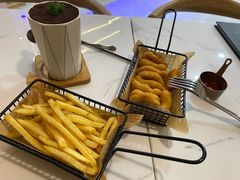 -喵园·猫主题咖啡厅·撸猫·猫咖(国贸店)