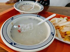 -牛一嘴·兰州牛肉面·大盘鸡(财富中心店)