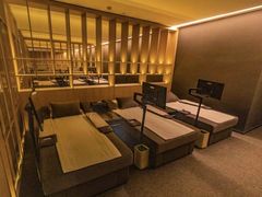 -涨巢·潮玩水疗局