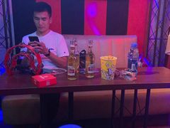 -唱吧麦颂KTV(西单华威潮铺街店)