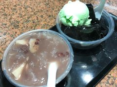 龟苓膏加雪糕-百花传统甜品店(原址店)