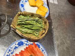 -朱光玉火锅馆(小寨原力场店)