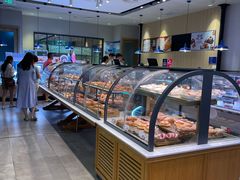 -巴黎贝甜(大宁国际商业广场店)