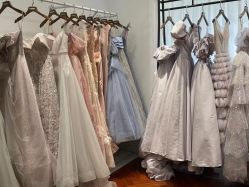 -纯色时光婚纱艺术馆WHITE