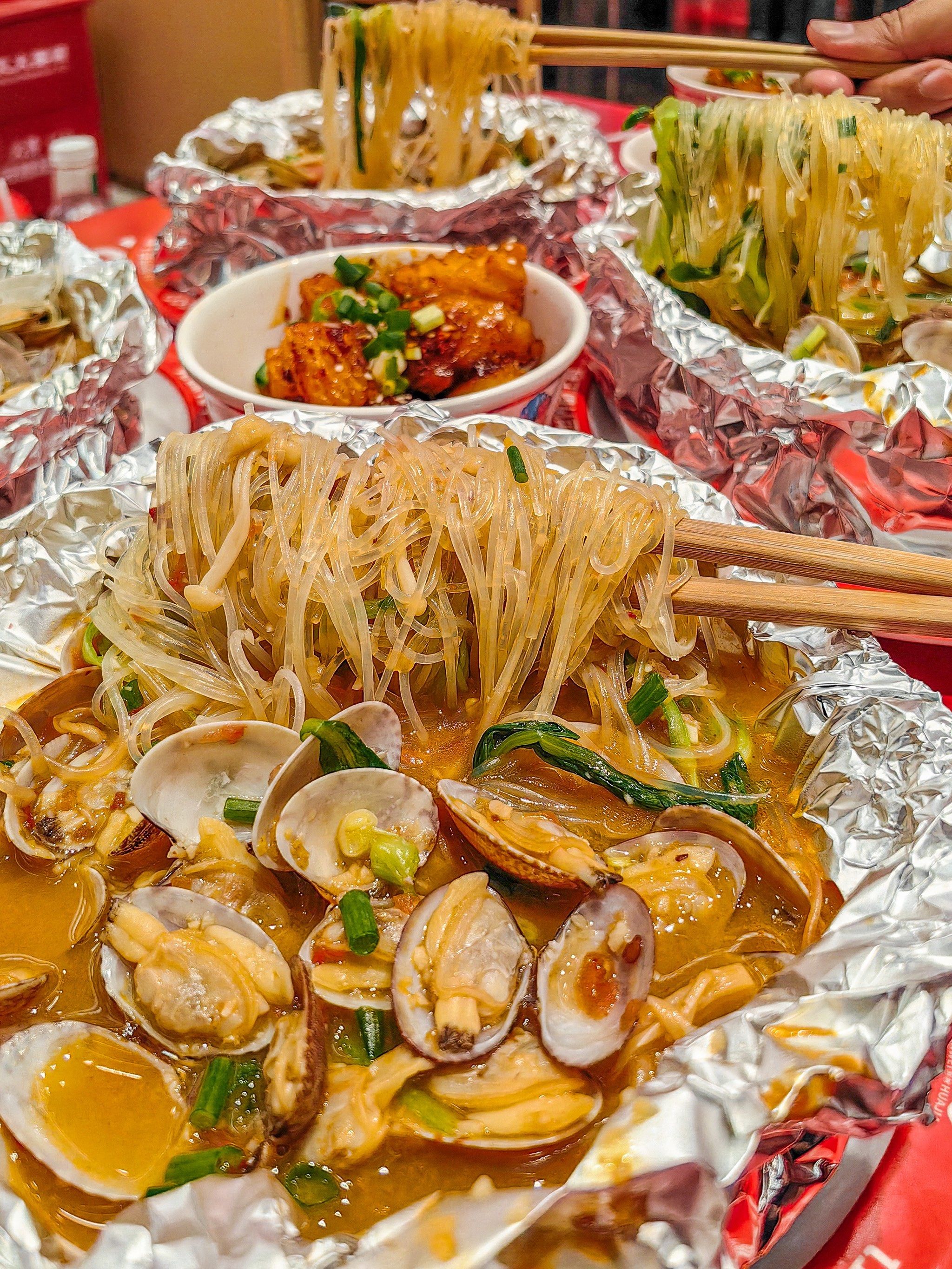 来福田要吃的花甲粉!人巨多巨好吃!