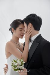 -至臻微拉婚纱摄影