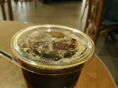 -星巴克(静安嘉里中心B2店)