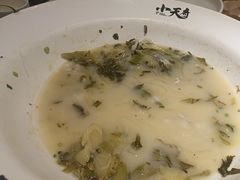 -严记小天府酸菜鱼(西四路店)