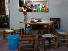 大堂-学街秀兰麻辣烫