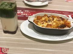 -必胜客(东大桥店)