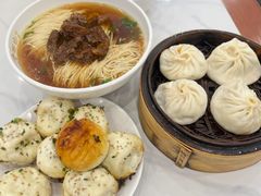 -老西白点心店