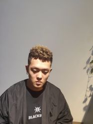 -艺时·漂发·染发·蛋白护理店