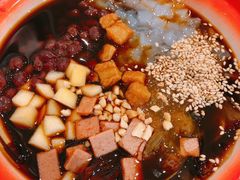 冰粉-爆炸头阿姨小四川正宗川味小吃(无任何分店)