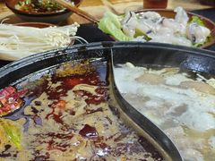 -重庆故事姊妹老火锅(财经学院店)