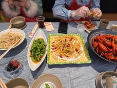 -肥肥虾庄·金牌油焖大虾(东湖欢乐谷店)