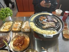 -胡悦里韩式烤肉(芝罘万达广场店)