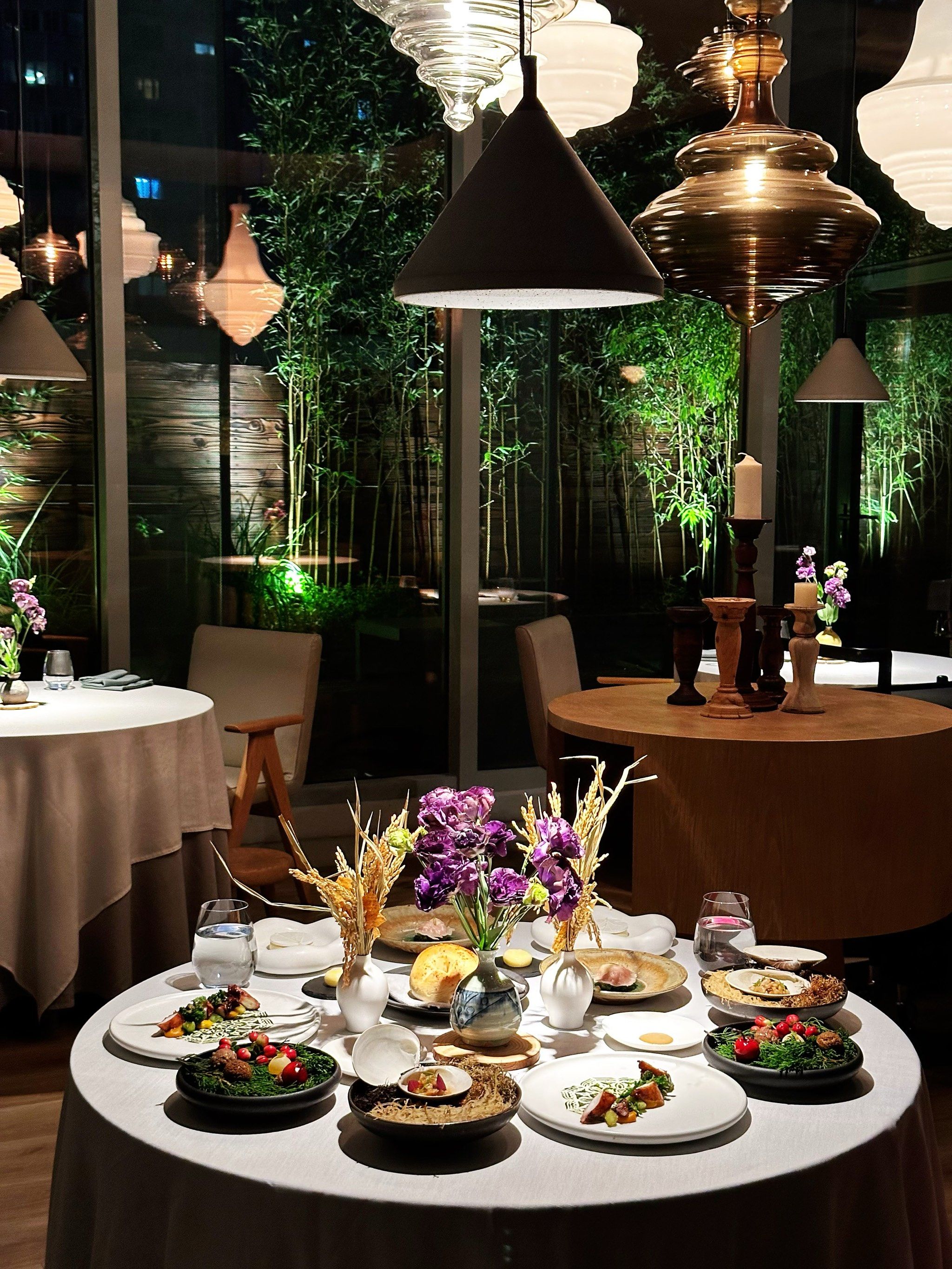 不懂就问❗️这样的漂亮餐厅💗谁能不心动❗️