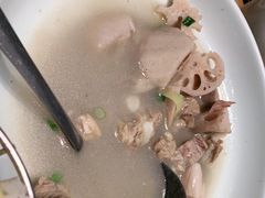 -宽鲜锅贴家常菜(永旺东部购物中心香港中路店)