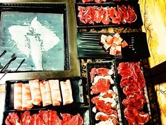 -牛里牛气· 榴莲海鲜鲜牛肉自助火锅·烤肉(横岗店)