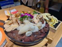 -一朵菌·野生菌探索家火锅(南亚店)