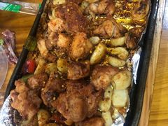 -老东镇啤酒屋海鲜加工·蒸汽海鲜·海鲜烧烤(台东店)