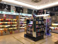 -裕华国货(牛车水总店)