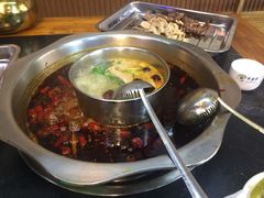 -金鼎雪山牦牛杂火锅(理县总店)