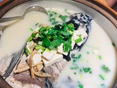 -姜君·千岛湖鱼头馆(浦东大道店)
