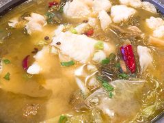 -周鱼小馆石锅酸菜鱼(活力汇店)