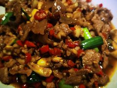 老坛剁椒肉炒肉-何氏排骨(左家塘店)