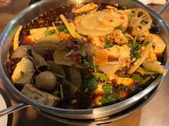 -爆好吃夜市大排档·乐山江湖菜(中心城总店)