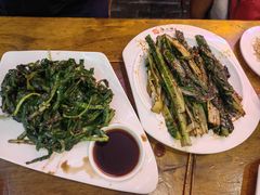 -范二妹独特烧烤夜宵城(宜宾总店)