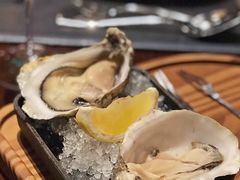 -恰餐厅及酒吧 CHAR Bar & Grill (北京丽都皇冠假日店)
