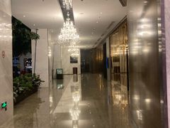 -上海虹桥西郊假日酒店