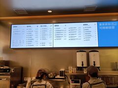 -喜茶(杭州滨江宝龙店)