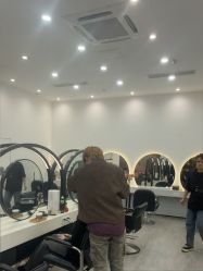 -梳蕾娜 HAIR SALON