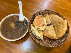 -穆彦华逍遥镇胡辣汤(岗坡路店)