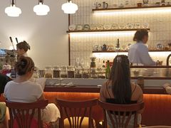 -Café Monson
