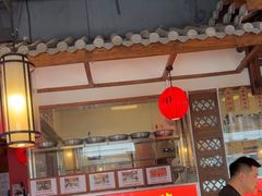 -川流不息·地道川菜·小龙虾(新松江路店)