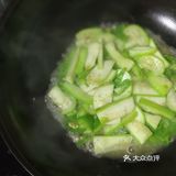 夏日菜品之做个简单炒丝瓜